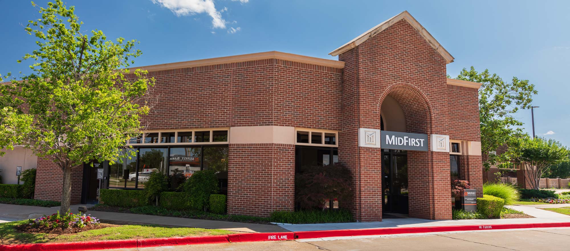 MidFirst Bank Location