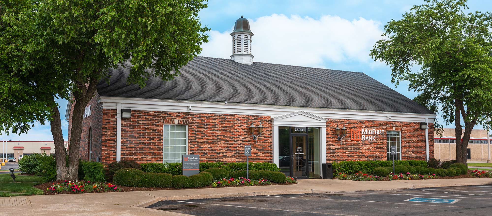 MidFirst Bank Location