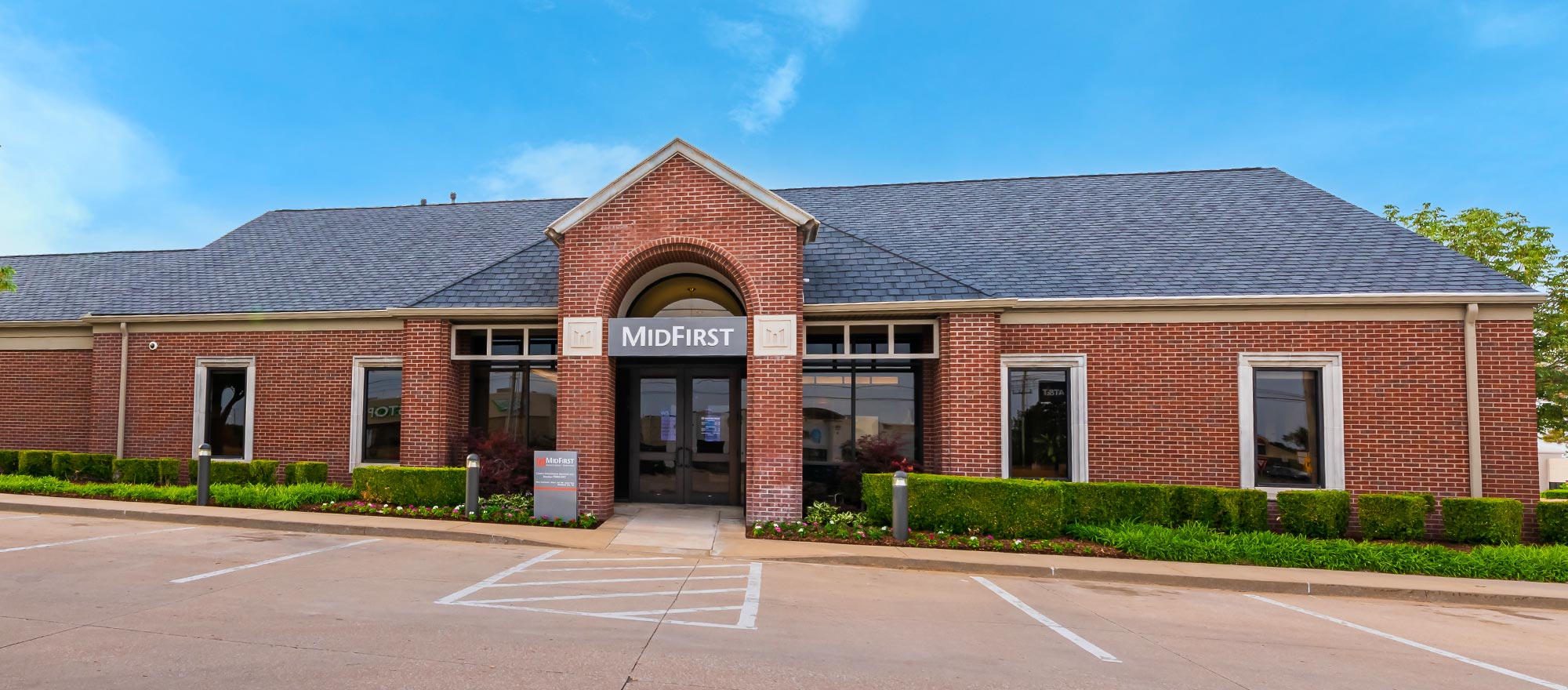 MidFirst Bank Location